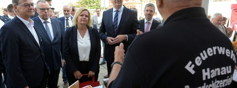 Bundesinnenministerin Nancy Faeser wird beim Kölner Rosenmontagszug dabei sein. (Archivbild) - Foto: Michael Bahlo/dpa