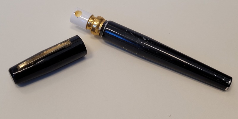 BPOL-HH: (FOTO) Bundespolizei am Hamburg Airport: Pfefferspray als Kugelschreiber getarnt sorgt für Ärger - Foto: presseportal.de