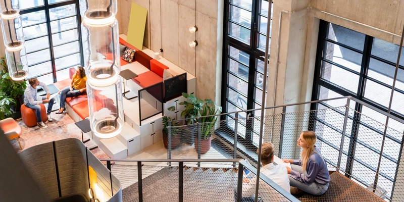 Wer braucht das Büro und wenn ja, wie viele? / Acht Thesen zur Zukunft der Arbeit - Foto: presseportal.de