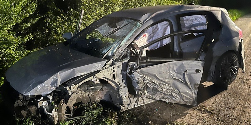 POL-MS: 19-Jähriger flüchtet nach Unfall - Unfallaufnahmeteam im Einsatz - Foto: presseportal.de