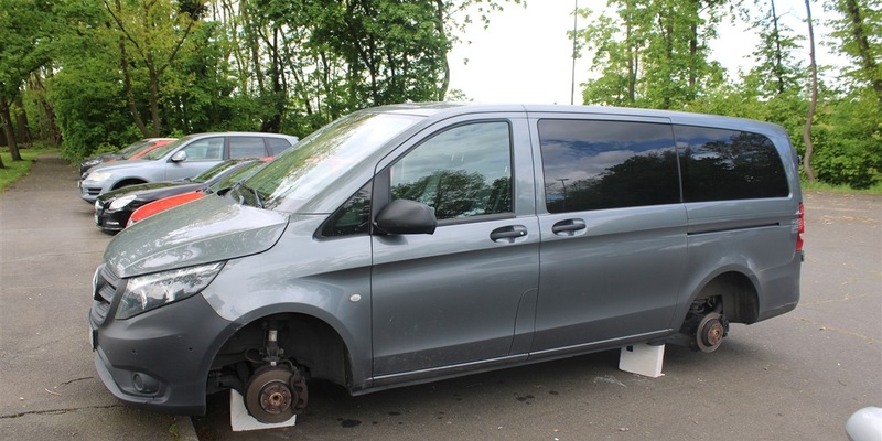 POL-SU: Räder von Kleintransporter gestohlen - Foto: presseportal.de