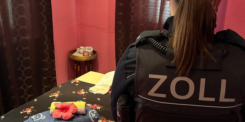 HZA-MS: Versteck- und Fluchtversuche von illegal Beschäftigten erfolglos/Zoll Münster kontrolliert Restaurants und Massagestudios - Foto: presseportal.de
