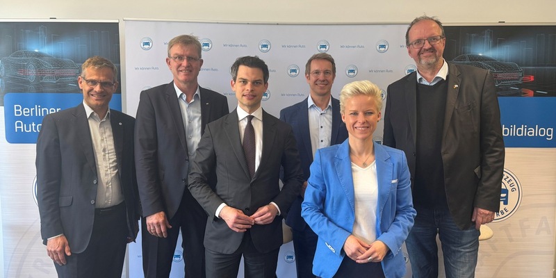 ZDK-Automobildialog zur Elektromobilität: Transformation braucht Verlässlichkeit - Foto: presseportal.de