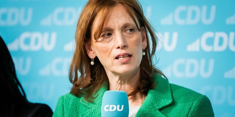 Karin Prien will nicht mit der AfD kooperieren. - Foto: Christoph Soeder/dpa