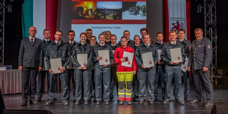 FW Ratingen: Feuerwehr Ratingen - Wehrversammlung 2024 ein voller Erfolg! - Foto: presseportal.de