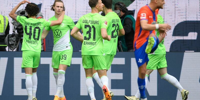 Wolfsburg holte sich im Heimspiel gegen Darmstadt die drei Punkte. - Foto: Swen Pförtner/dpa