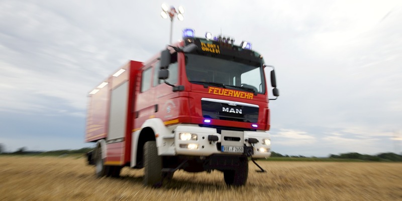 FFW Schwalmtal: Technische Hilfeleistung nach Verkehrsunfall - Foto: presseportal.de