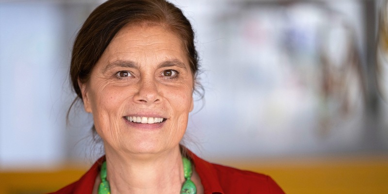 Für eine gesündere Ernährung stimmen die Rahmenbedingungen nicht - Sarah Wiener im Interview mit der Apotheken Umschau - Foto: presseportal.de