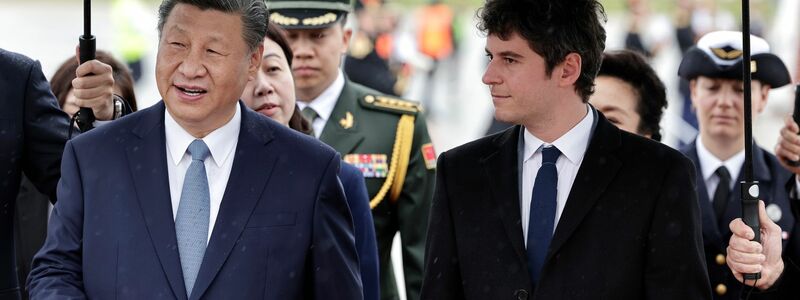 Xi ist zu einem zweitägigen Staatsbesuchs in Frankreich, bei dem beide Politiker auch Handelsfragen erörtern werden sollen. - Foto: Stephane de Sakutin/POOL AFP/AP/dpa