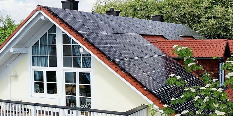 ADAC SE und LichtBlick starten Solar-Kooperation für nachhaltige Energieversorgung und Mobilität - Foto: presseportal.de