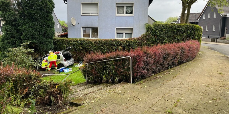 POL-BO: Alleinunfall - Seniorin (77) kommt von Fahrbahn ab - Foto: presseportal.de