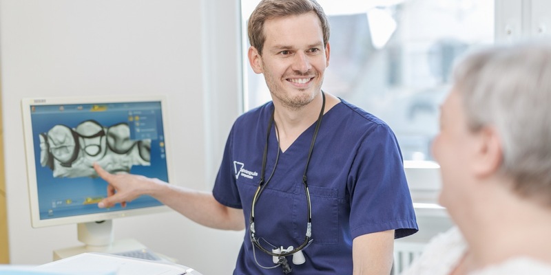 Dr. Philipp Maatz von Zahnimpuls Lampertheim: Ursachen für Dentalphobie - und wie Angstpatienten sie überwinden können - Foto: presseportal.de