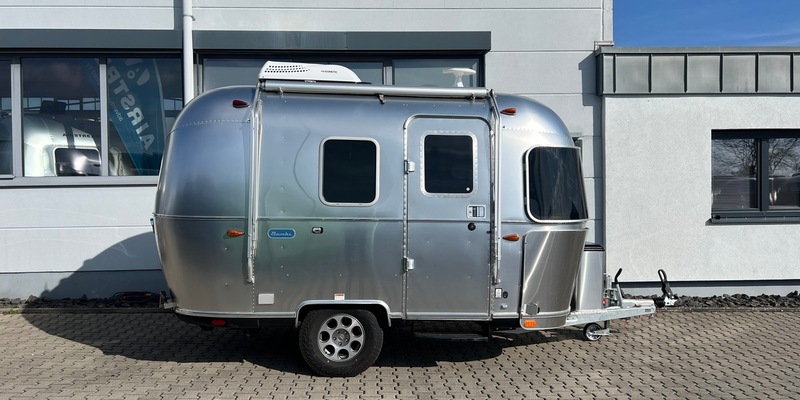 POL-LM: +++ Bei Raub schwer verletzt +++ Kabeldiebe machen Beute auf Firmengelände +++ Schmierereien auf und um Schulgelände +++ Tödlicher Unfall in Elz +++ - Foto: presseportal.de