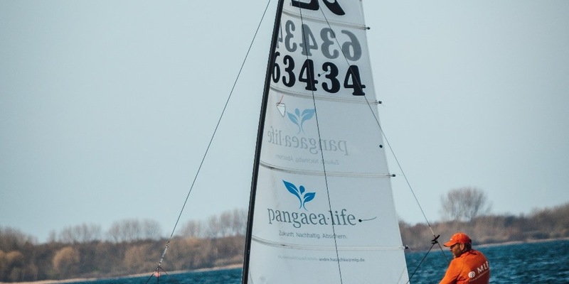 Ironman der Segler: Pangaea Life Blue Living sponsert Finanzberater André Hauschke auf längster Sportsegel-Regatta der Welt - Foto: presseportal.de