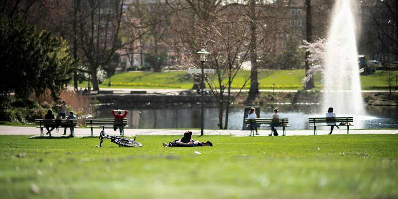 Am langen Himmelfahrts-Wochenende wird das Wetter in Deutschland zumeist frühlingshaft. - Foto: Fabian Strauch/dpa