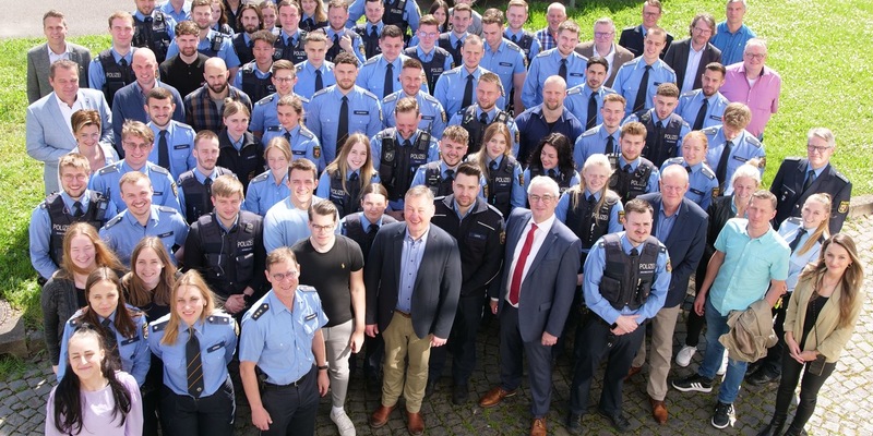 POL-PPKO: Das sind die Neuen im PP Koblenz! - Foto: presseportal.de