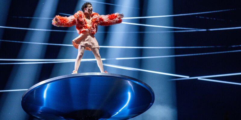 Nemo durfte jubeln: Die Schweiz hat zum ersten Mal seit 1988 gewonnen. - Foto: Jens Büttner/dpa