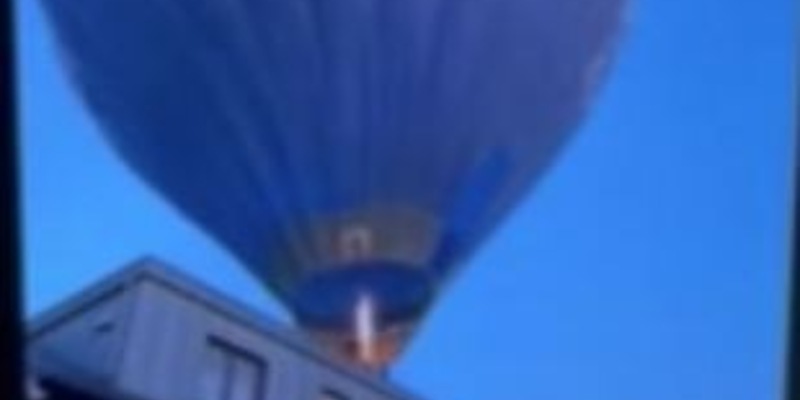POL-AC: Heißluftballon streift Hausdach - Foto: presseportal.de