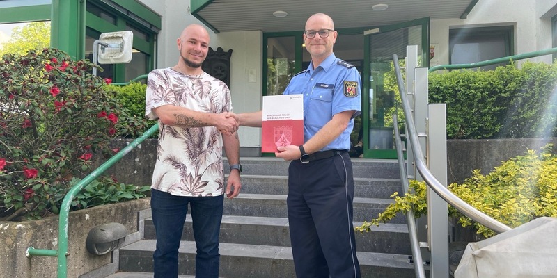 POL-PDNR: Ehrung für vorbildliches Bürgerverhalten - Foto: presseportal.de