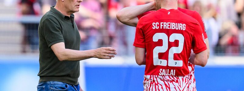 Christian Streich absolvierte gegen Heidenheim ein emotionales letztes Heimspiel als Freiburg-Trainer. - Foto: Tom Weller/dpa