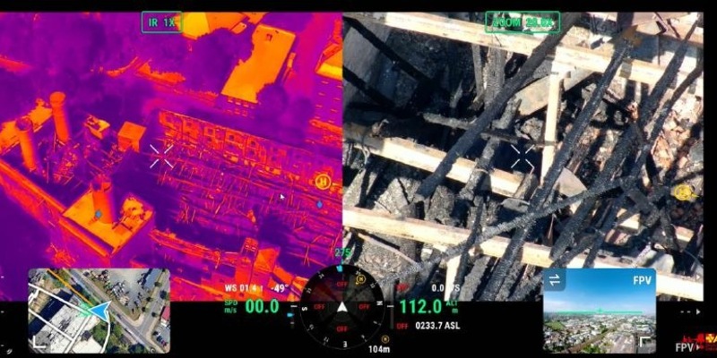 FW Dresden: Einsatzende des Großbrandes in Dresden-Leuben - Foto: presseportal.de