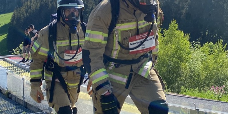 FW Konstanz: Konstanzer Treppenläufer erfolgreich bei Schanzenlauf - Foto: presseportal.de