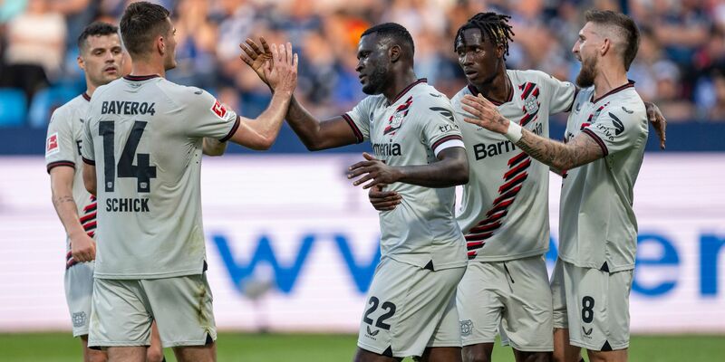 Dieter Hecking gab sein Debüt als Trainer des VfL Bochum. - Foto: David Inderlied/dpa