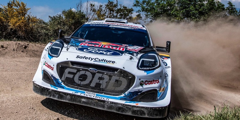 Adrien Fourmaux überzeugt bei der WM-Rallye Portugal mit Topzeiten im Ford Puma Hybrid Rally1 - Foto: presseportal.de