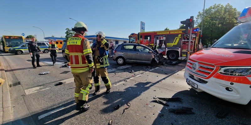 FW Bremerhaven: Verkehrsunfall mit verletzten Personen - Foto: presseportal.de