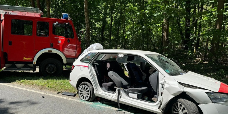 FW Celle: Verkehrsunfall - Foto: presseportal.de