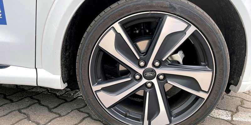 POL-PPWP: Wer hat den silbernen Transporter gesehen? - Foto: presseportal.de