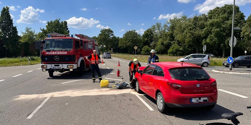 FW-Schermbeck: Verkehrsunfall auf der Weseler Straße - Foto: presseportal.de