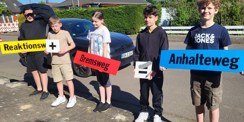 POL-NI: Achtung Auto / Präventionsaktion mit dem ADAC - Foto: presseportal.de