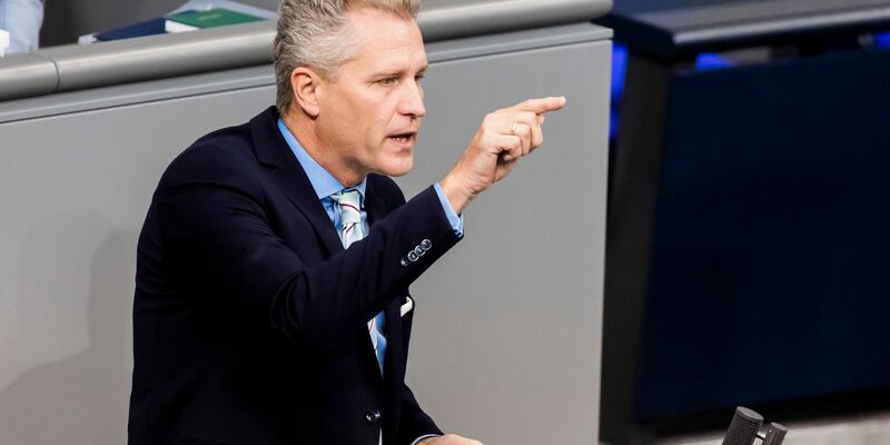Gegen den AfD-Bundestagsabgeordneten Petr Bystron wird ermittelt. - Foto: Christoph Soeder/dpa