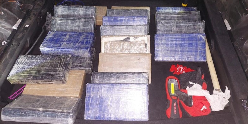 HZA-K: Tatort Autobahn: Kölner Zoll mit Aufgriffsserie von Schmugglerfahrzeugen und sichergestellten Drogen im Wert von mehr als sechs Millionen Euro - Foto: presseportal.de