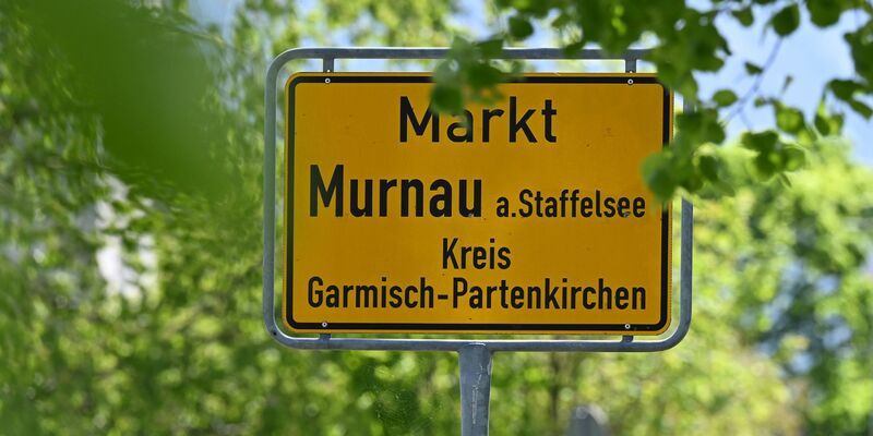 Weil unklar war, ob es sich um eine gefährliche Substanz handelte, wurde die Notaufnahme des Unfallklinikums Murnau abgeriegelt. - Foto: Angelika Warmuth/dpa