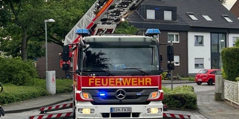 FW Dinslaken: Einsatzreicher Tag bei der Feuerwehr Dinslaken. - Foto: presseportal.de