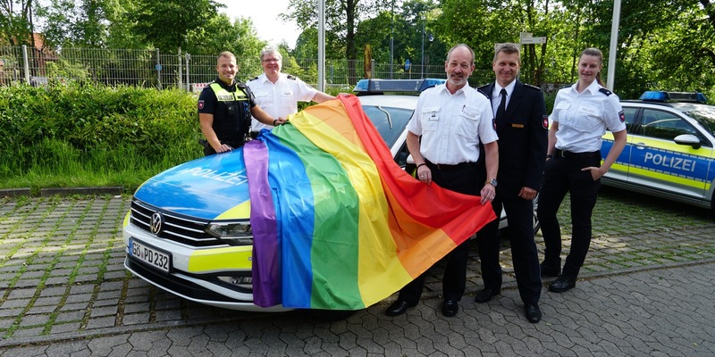 POL-GOE: Vielfalt ist unser Gewinn! - Die Polizeidirektion Göttingen zeigt Flagge zum Internationalen Tag gegen Homo-, Bi-, Inter- und Transphobie (IDAHOBIT) am 17. Mai - Foto: presseportal.de