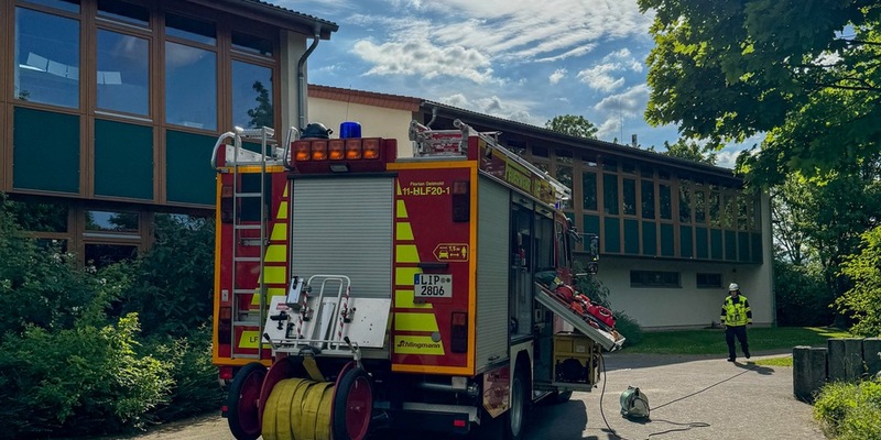 FW-DT: Brand in Grundschule - Foto: presseportal.de