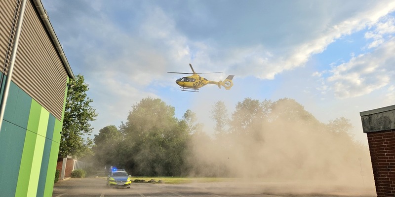 FW Lüchow-Dannenberg: +++ Kind spielt mit Gaskartusche und erleidet schwere Verbrennungen +++ Rettungshubschrauber fliegt das Kind in eine Spezialklinik +++ - Foto: presseportal.de