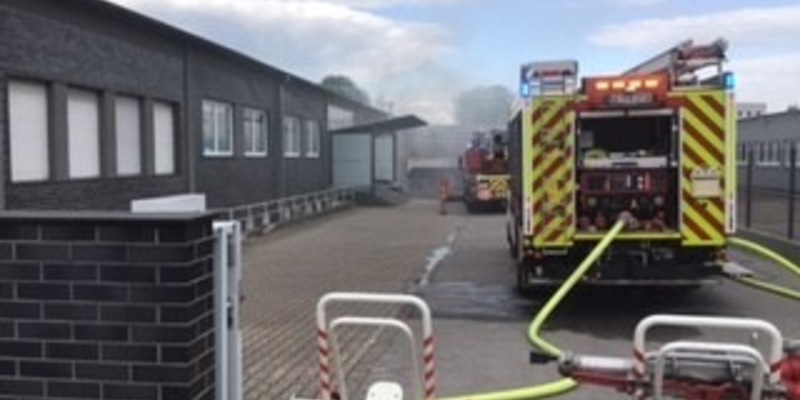 FW-GE: Brand eines Gewerbeobjektes und Wohnungsbrand - Foto: presseportal.de