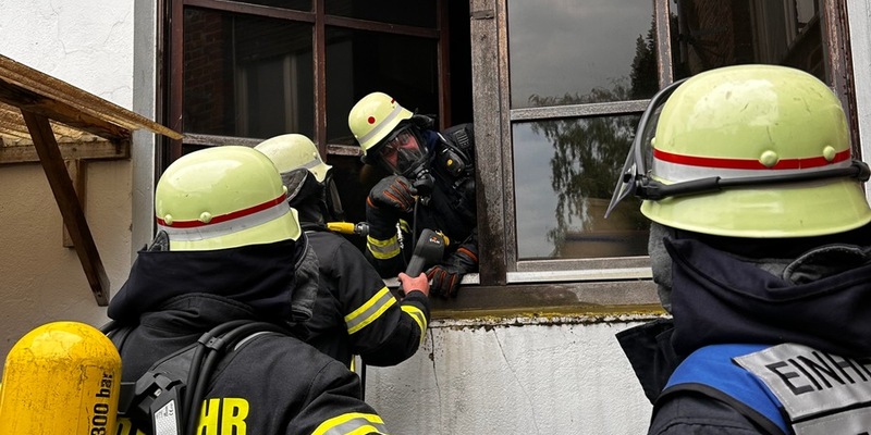 FW-Schermbeck: Feuer in Restaurant - Foto: presseportal.de
