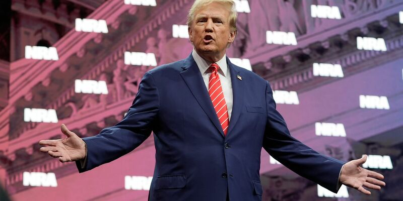 Der ehemalige US-Präsident Donald Trump ist wieder auf Stimmenfang. - Foto: LM Otero/AP