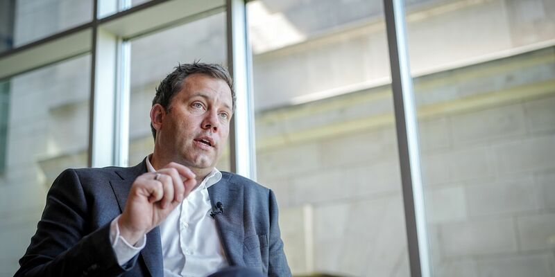 Lars Klingbeil nennt es eine der größten Aufgaben für seine Politiker-Generation, die AfD politisch zu bekämpfen. - Foto: Kay Nietfeld/dpa