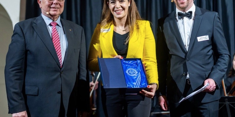 Ausgezeichnet: Heyla Kaya ist seit über einem Jahrzehnt die Expertin für nachhaltige Geldanlagen in Edelmetallen - Foto: presseportal.de