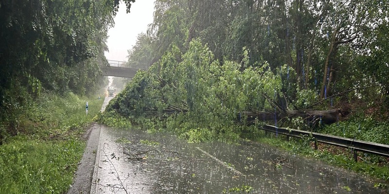 FF Goch: Unwetterbilanz der Feuerwehr Goch / 9 Einsätze im gesamten Stadtgebiet - Foto: presseportal.de