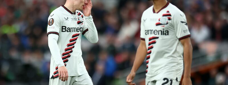 Die Werkself um Florian Wirtz (l) und Amine Adli leistete sich ungewohnt viele einfache Fehler im Spielaufbau. - Foto: Jan Woitas/dpa