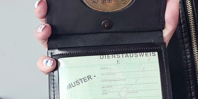 HZA-KA: Achtung vor falschen Zollbeamten / Zoll warnt vor falschen Vollziehungsbeamten im Raum Mannheim - Foto: presseportal.de