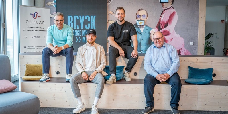 Erfolgreiche Start-up-Gründung von Witzenmann: Wie das Start-up PEDLAR von Witzenmann digitale Beschaffung revolutioniert - Foto: presseportal.de