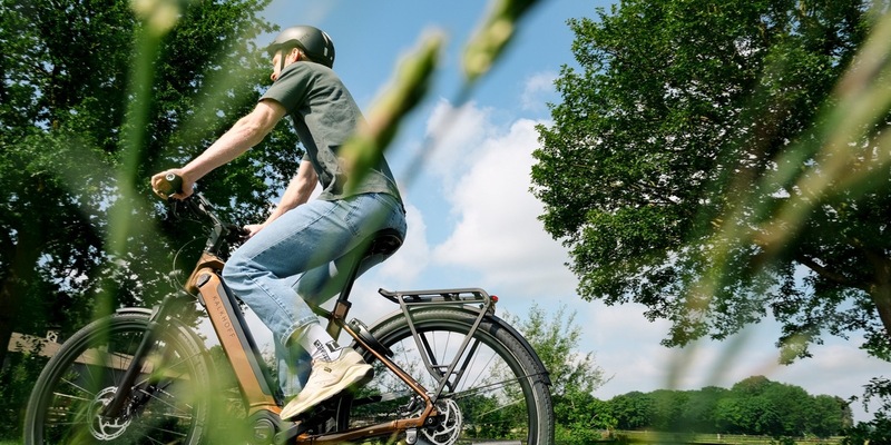 Stabil und sicher: Kalkhoff E-Bike erlaubt beeindruckende 170 Kilo Gesamtgewicht und geht im Trekking-E-Bike-Test von Stiftung Warentest als Testsieger hervor - Foto: presseportal.de